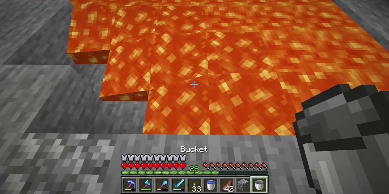 Bucket 和 Lava 的 Minecraft 截圖